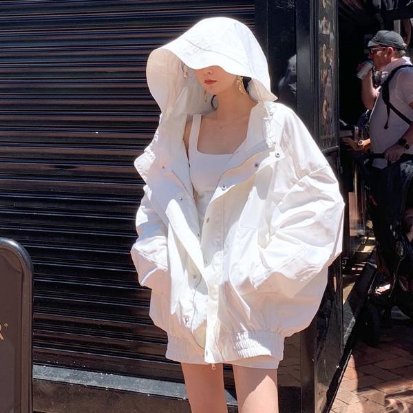 ALORA 早春大帽子防曬外套 