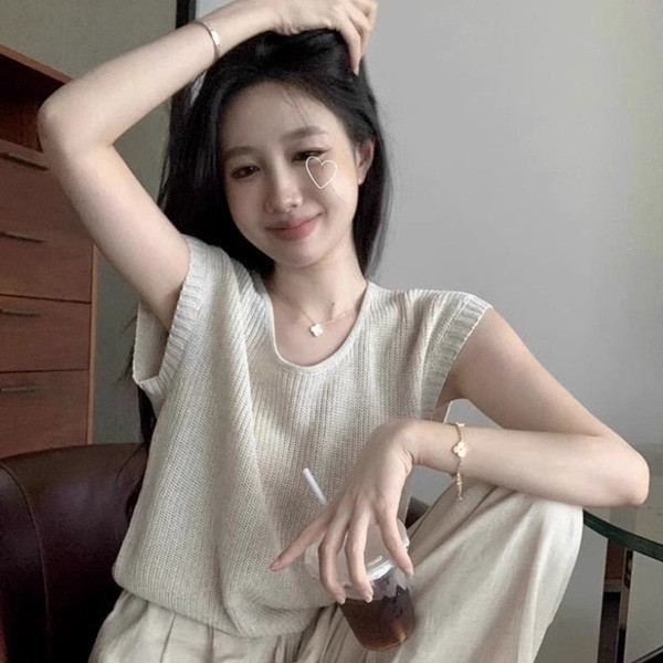 ALORA lady無袖針織上衣 