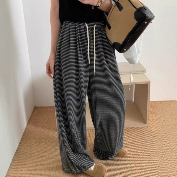 ALORA 舒服慵懶橫條紋休閒褲 