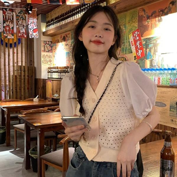 ALORA 洞洞針織拼接襯衫 