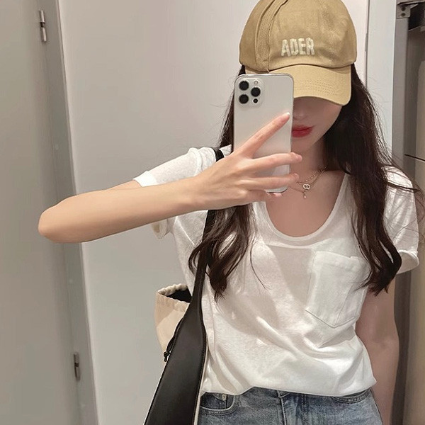 ALORA U領單口袋棉質短T 