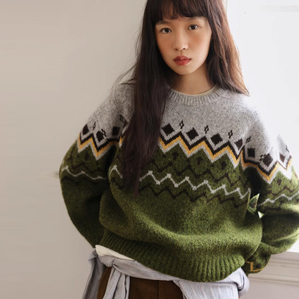 ALORA 繽紛幾何圖形針織毛衣 