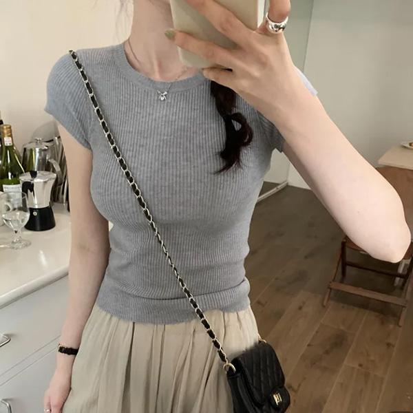 ALORA 春夏彈力圓領針織上衣 