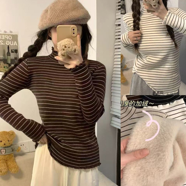 ALORA 條紋一體絨高領內搭上衣 