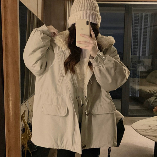 ALORA 好看內裡毛絨牛角外套 