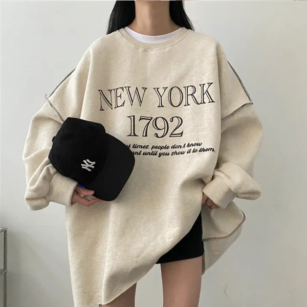 ALORA 1792線條感大版加絨長T 