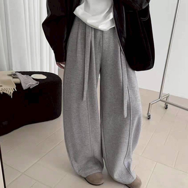 ALORA 鬆弛感羊絨加厚休閒褲 