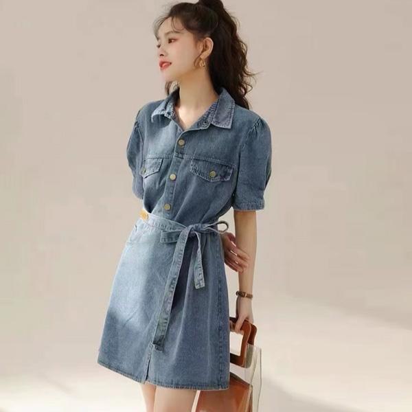 ALORA 暖陽春日綁帶牛仔洋裝 