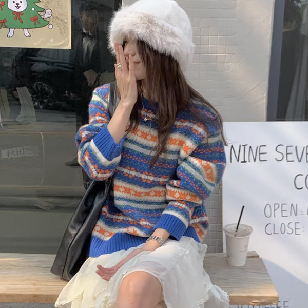 ALORA 拍照出片費爾島針織毛衣 