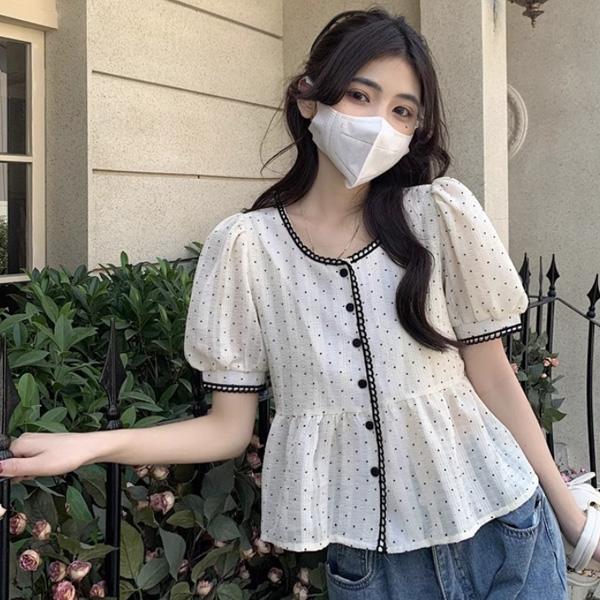 ALORA 滾黑邊點點短袖襯衫 