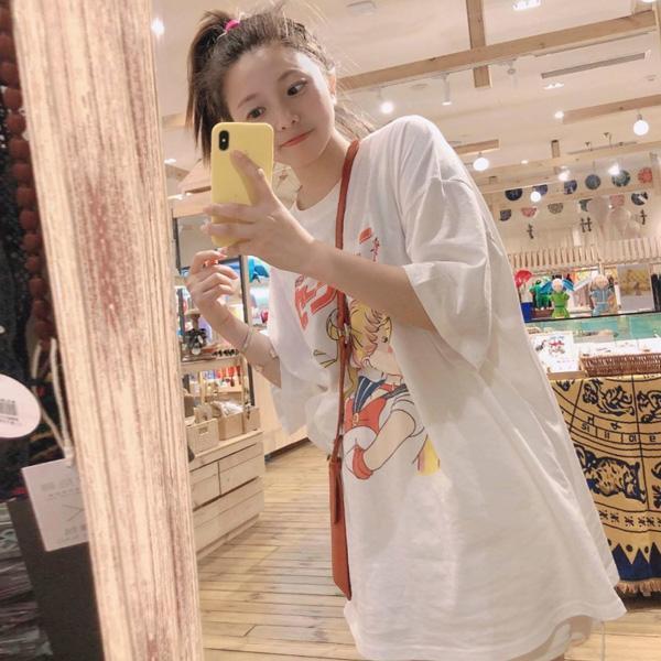 ALORA 美少女卡通印花短T 