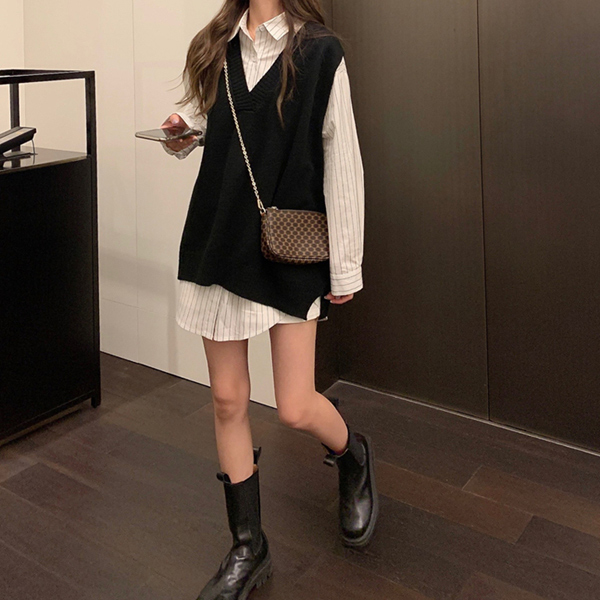 ALORA 氣質直條襯衫背心兩件式套裝 