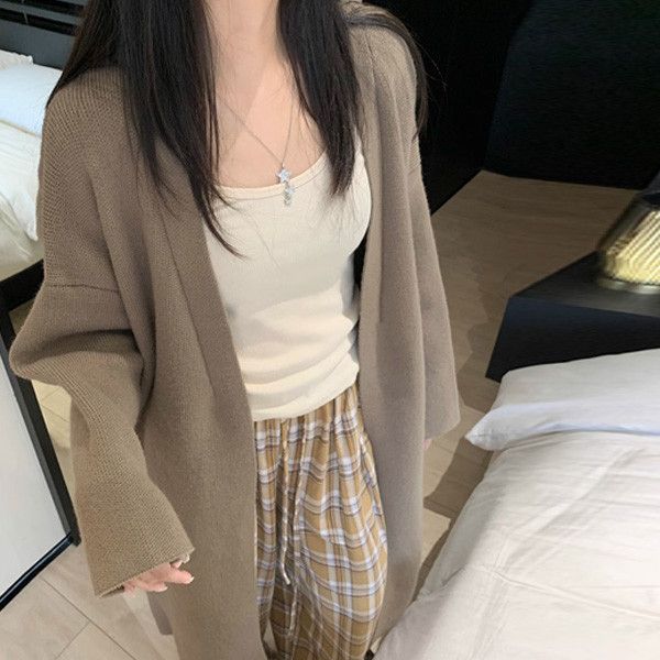 ALORA 厚實落肩長版針織外套 