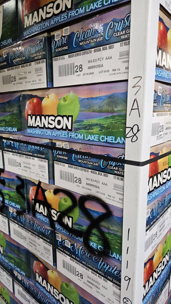 美國 黃金蘋果 - 特殊清香 香甜可口 黃金牛奶蘋果、高甜蘋果、脆蘋果推薦、美國蘋果箱、進口蘋果團購、多汁蘋果、10kg蘋果、原裝蘋果宅配、天然外觀痕跡、Smile水果