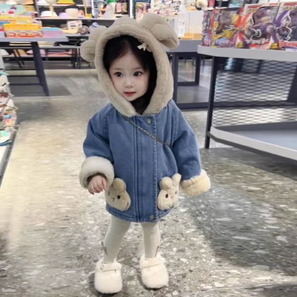 【現貨】女童卡通立體連帽 牛仔拼接 可愛兔子外套 