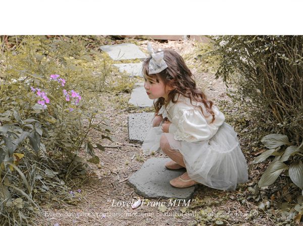 女童泡泡袖 蕾絲拼接 長袖上衣