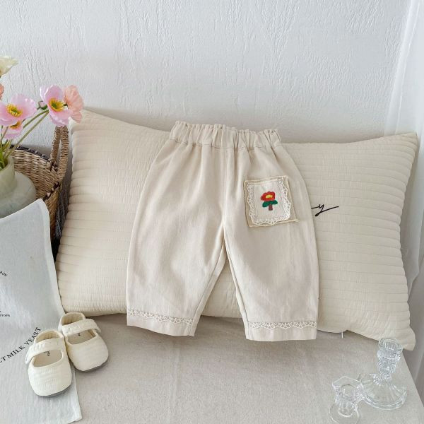【現貨】女童花朵刺繡 休閒長褲 