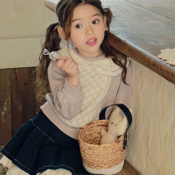 女童浪漫韓版蕾絲拼接 翻領長袖上衣