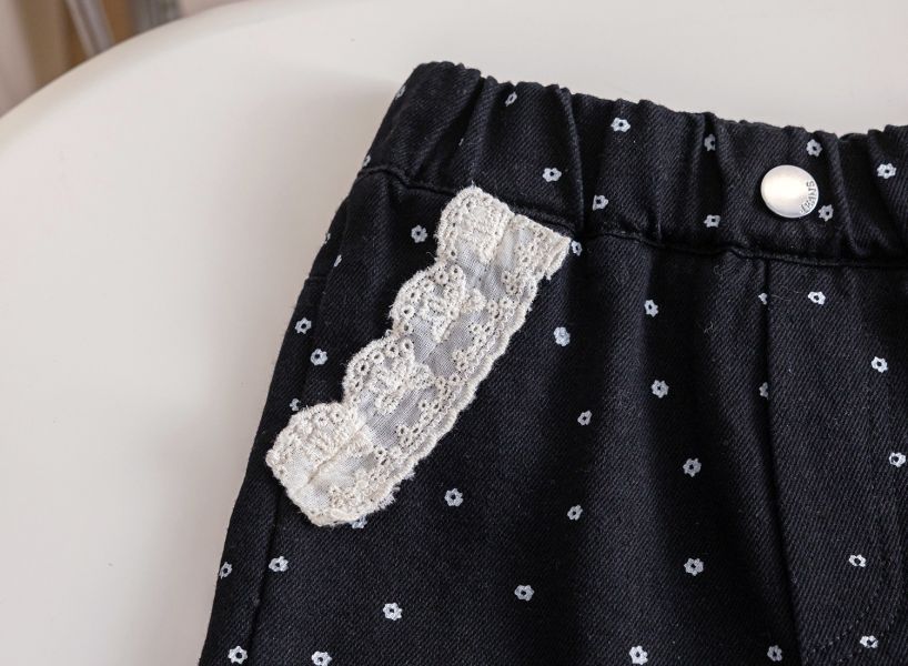 女童點點休閒長褲 蕾絲拼接 長褲