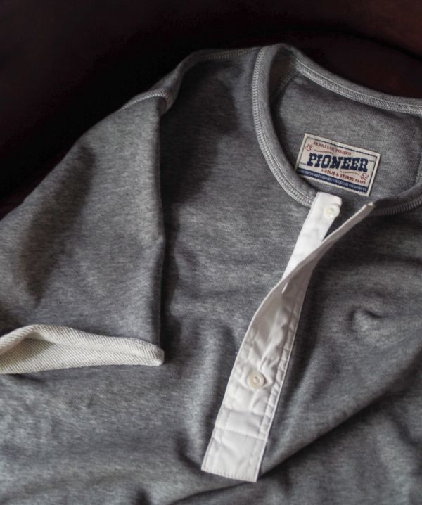 Pioneer: Henley Sweatshirt (S/S) 灰色 drsole長袖,drsole 長袖,dr sole 衣服,drsole t shirt,復古條紋短袖,復古 條紋短袖,drsole t恤