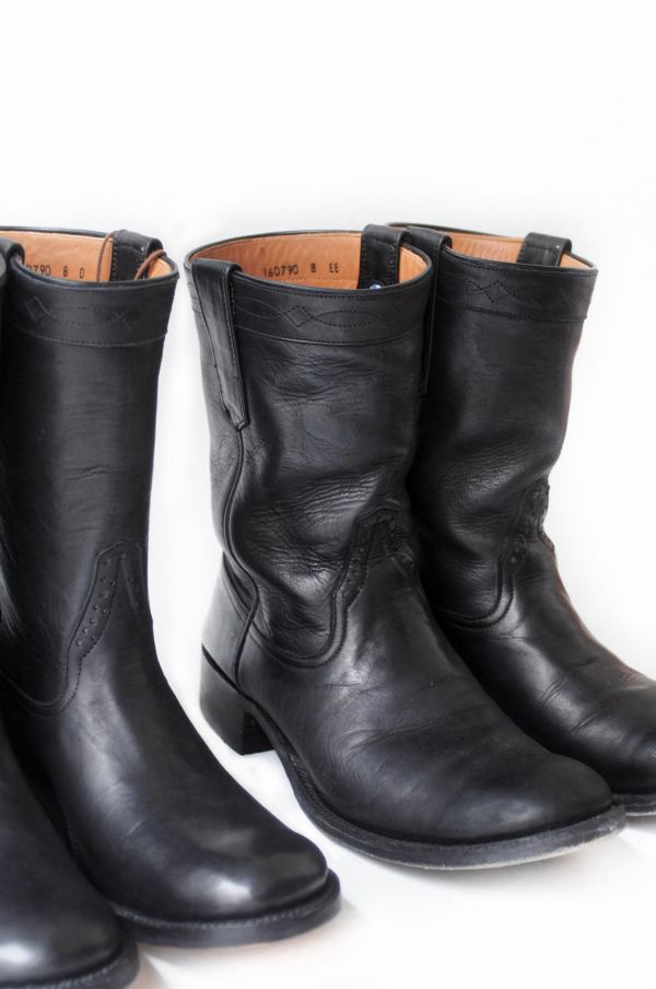 【4/15 (三) 19:00線上販售】RIOS OF MERCEDES Ropers BK Remuda 