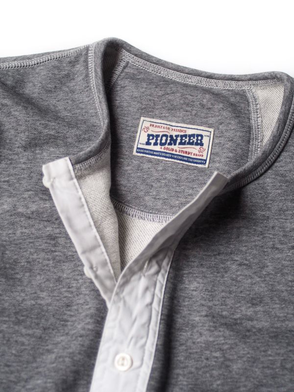 Pioneer: Henley Sweatshirt (S/S) 灰色 drsole長袖,drsole 長袖,dr sole 衣服,drsole t shirt,復古條紋短袖,復古 條紋短袖,drsole t恤