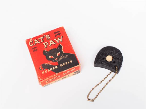 Cat'sPaw鞋底鑰匙圈-黑底白圈三孔 