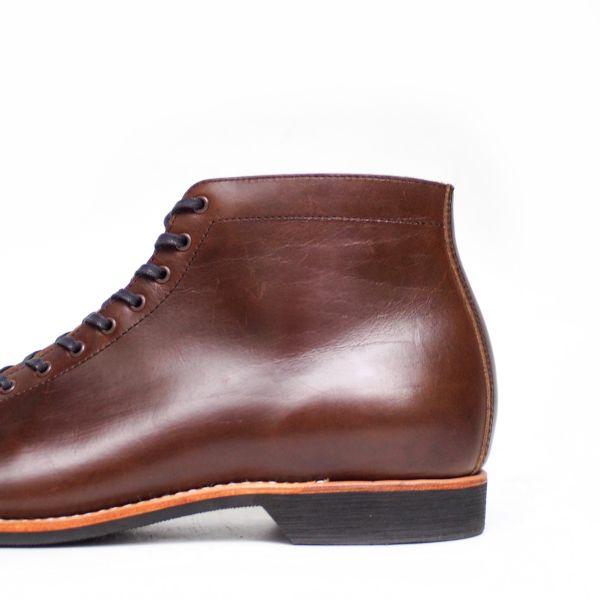 Pioneer: Challenger BROWN drsole 鞋子,drsole 黑白,drsole 休閒鞋,drsole 自家品牌鞋款,復古休閒感工裝靴,復古 休閒 工裝靴,drsole game changer