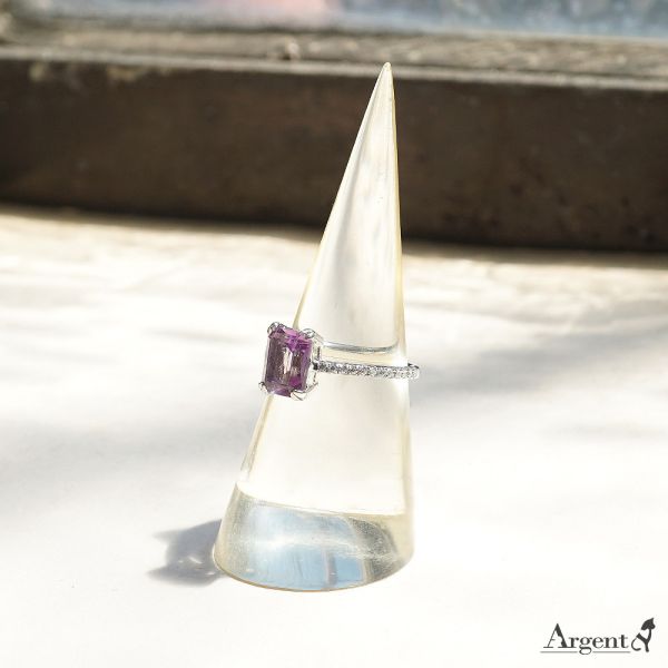 「一生摯愛(方鑽款)」左右排鑽造型鑲嵌鑽純銀戒指|戒指推薦 求婚戒指