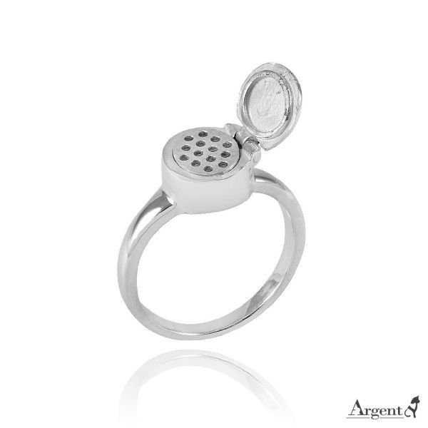 常見訂做-照片款客製化「橢圓寶盒戒」(刻單面動物.單人)刻圖純銀戒指｜925銀飾戒指推薦(可加購刻字) 也可當香氛戒 企業競賽獎戒,紀念銀戒,榮耀紀念禮物