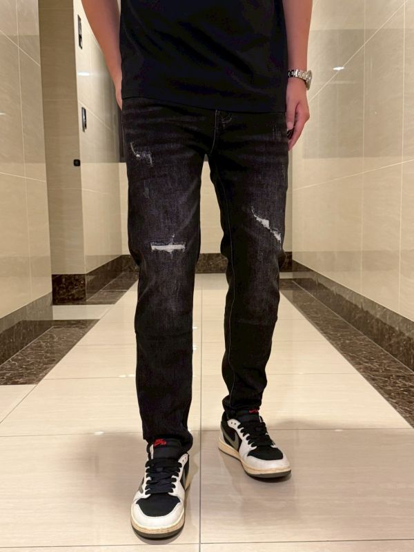 小刷破 黑灰 小直筒 錐形 彈力 牛仔破褲 小刷破 黑灰 小直筒 錐形 彈力 牛仔破褲