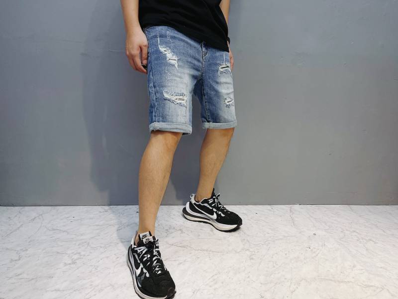 深藍 刀割 破壞補丁 水洗刷色 牛仔短破褲 深藍 刀割 破壞補丁 水洗刷色 牛仔短破褲