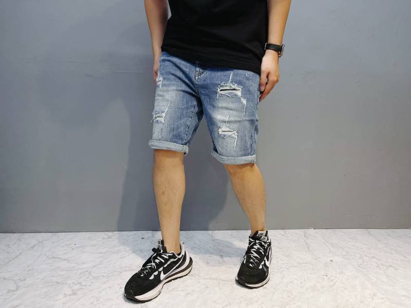 深藍 刀割 破壞補丁 水洗刷色 牛仔短破褲 深藍 刀割 破壞補丁 水洗刷色 牛仔短破褲