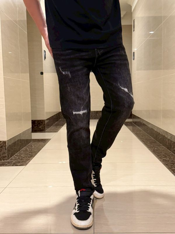 小刷破 黑灰 小直筒 錐形 彈力 牛仔破褲 小刷破 黑灰 小直筒 錐形 彈力 牛仔破褲