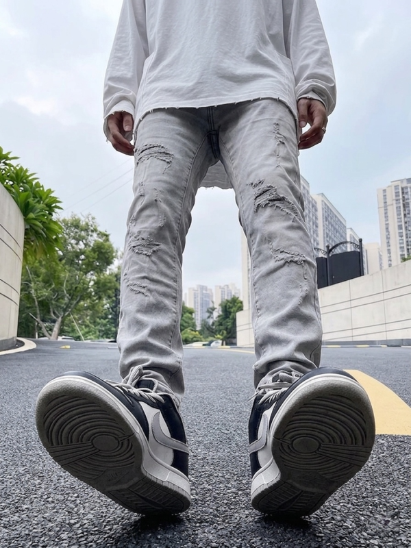 水泥淺灰 設計破壞 補丁 牛仔破褲 水泥淺灰 設計破壞 補丁 牛仔破褲