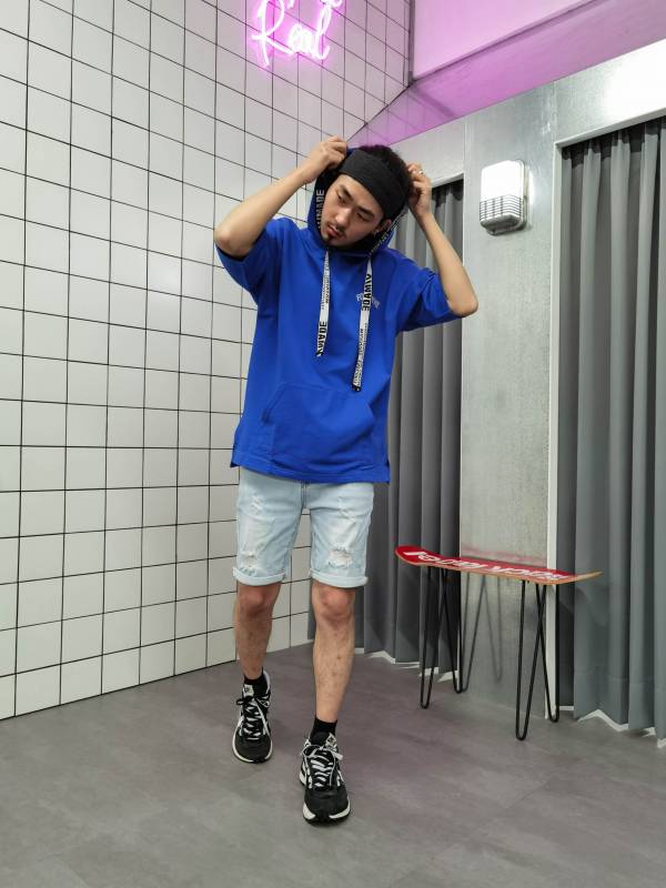 淺藍 水洗刷色 經典破壞 彈力 牛仔短褲 
