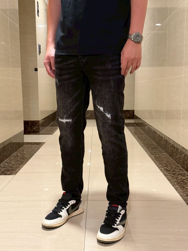 小刷破 黑灰 小直筒 錐形 彈力 牛仔破褲 小刷破 黑灰 小直筒 錐形 彈力 牛仔破褲