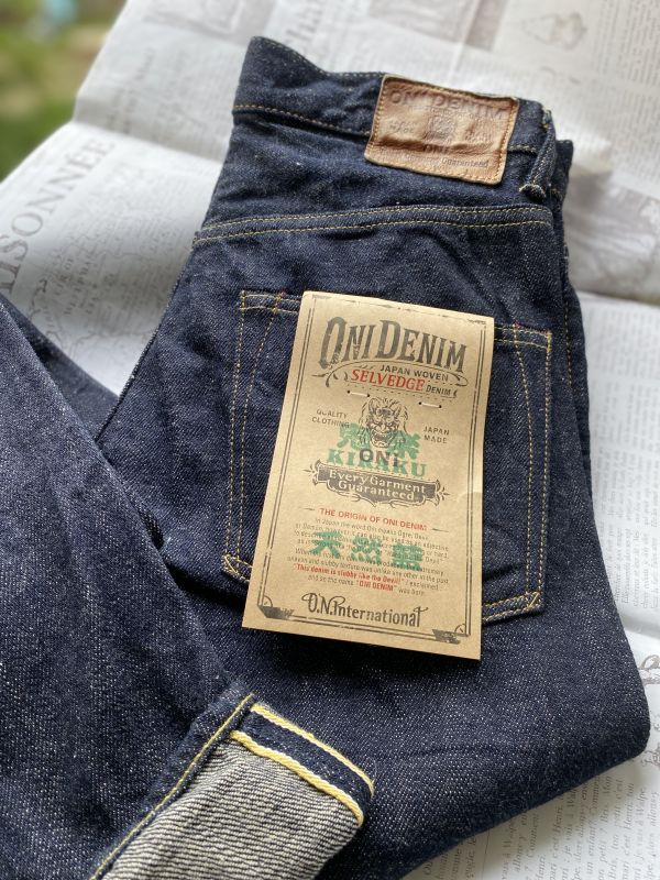 12oz 一代鬼楽天然藍染大直筒丹寧。 