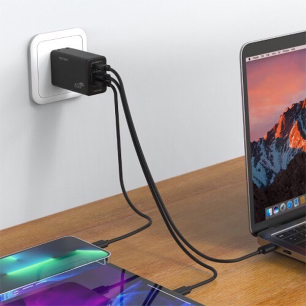 POLYBATT 65W USB-C 氮化鎵充電頭 氮化鎵充電頭,PD充電頭,USB充電頭,快速充電頭,急速充電頭,Apple快充頭,iPhone快充頭,閃充充電頭,小米充電頭,三星充電頭