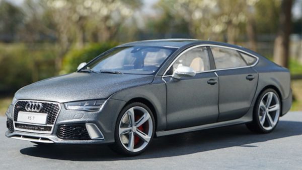 Kengfai 1/18 奧迪 Audi RS7 4.0T Sportback 2016） 