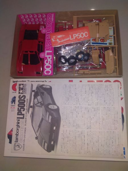 Tamiya 1/24 Lamborghini Countach Lp500S Sports Car Series Unassembled 電動模型 