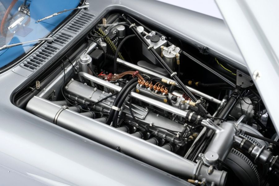 Amalgam Collection Mercedes-Benz 300 SLR Uhlenhaut Coupe (1955) 300 SLR Uhlenhaut 雙門轎跑車 (1955) | 限量版 1:8 比例 