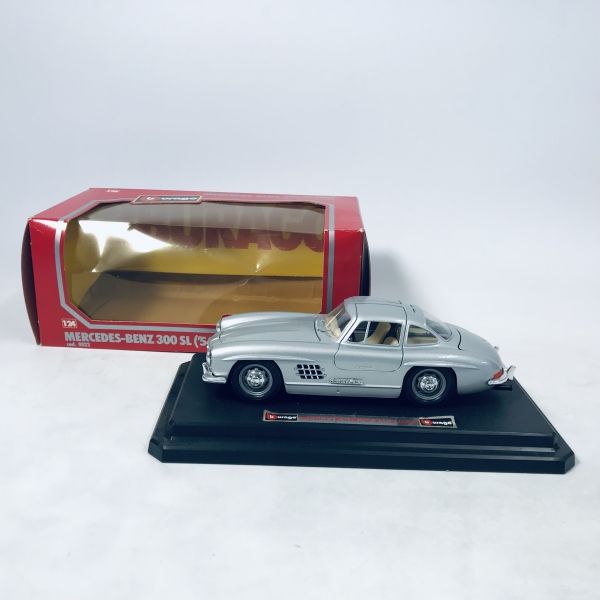  Burago 1/24 MERSEDES -BENZ 300 SL  