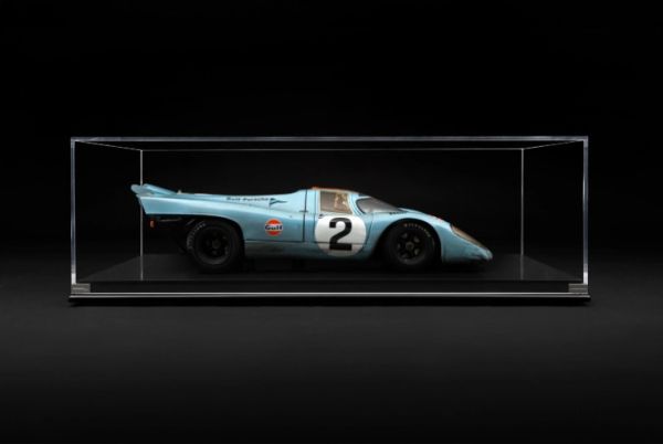 Amalgam Collection 保時捷 917K - 1971 年戴通納冠軍 - 海灣石油塗裝 - 賽車風化效果 1:8 比例 