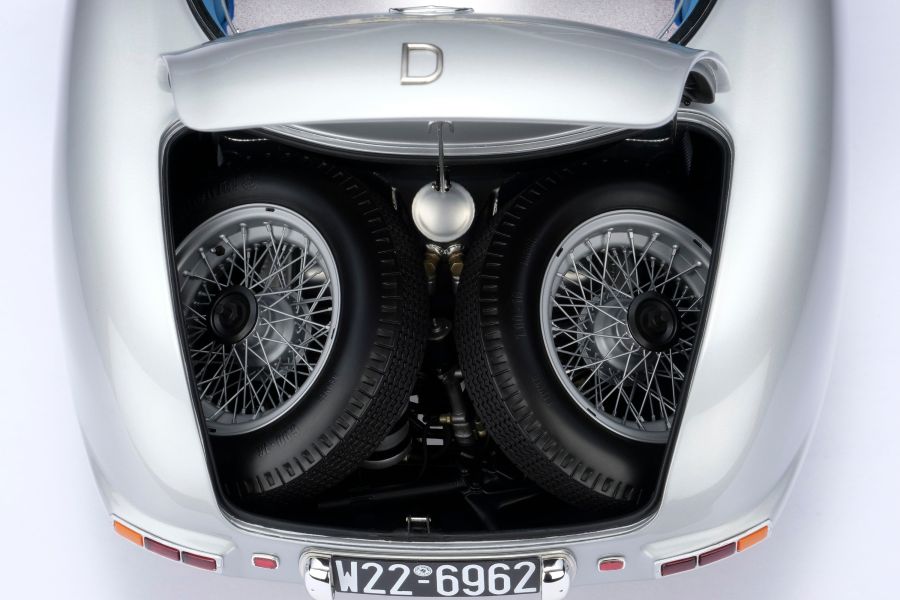 Amalgam Collection Mercedes-Benz 300 SLR Uhlenhaut Coupe (1955) 300 SLR Uhlenhaut 雙門轎跑車 (1955) | 限量版 1:8 比例 