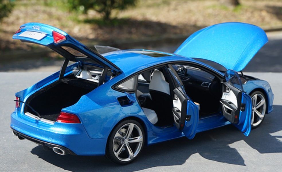 Kengfai 1/18 奧迪 Audi RS7 4.0T Sportback 2016） 