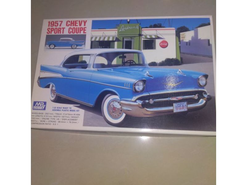 日版 1957 chevy sport coupe 1/32 組裝模型 