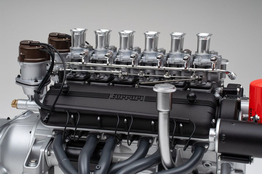 Amalgam Collection 法拉利 250 GTO V12 引擎與變速箱 1:4 比例 