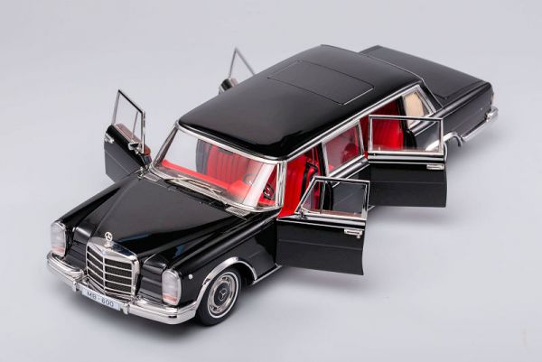 1/18 Mercedes-benz Pullman 