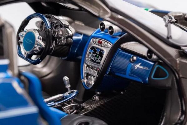 Kengfai Pagani Huayra 帕加尼 DINASTIA Blue 1/12 